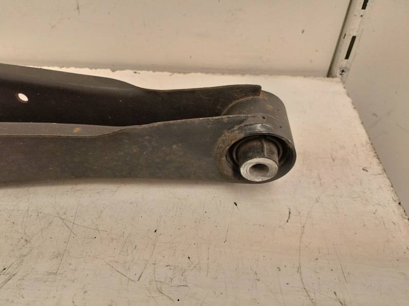 BRAZO SUSPENSION INFERIOR TRASERO DERECHO VOLKSWAGEN PASSAT BERLINA 2008 2.0 TDI DPF (170 CV)