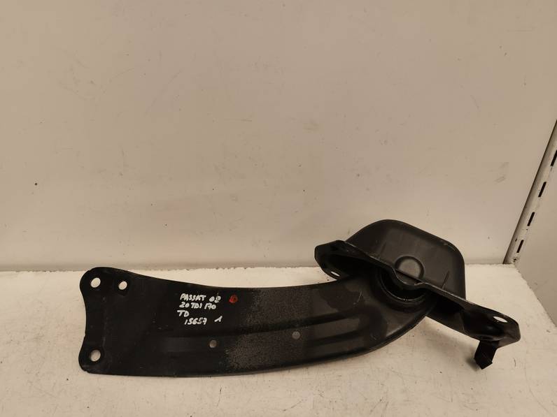 BRAZO SUSPENSION INFERIOR TRASERO DERECHO VOLKSWAGEN PASSAT BERLINA 2008 2.0 TDI DPF (170 CV)