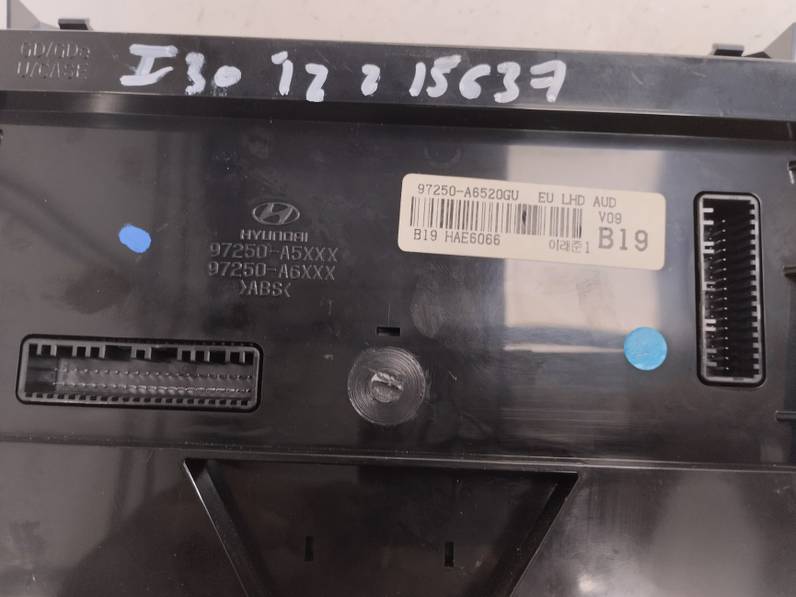 SISTEMA AUDIO RADIO CD HYUNDAI I30 2012 1.4 (99 CV)