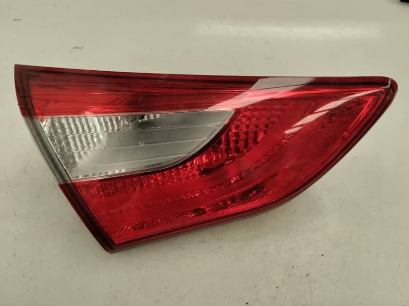 PILOTO TRASERO IZQUIERDO INTERIOR HYUNDAI I30 2012 1.4 (99 CV)