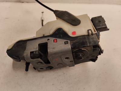 CERRADURA PUERTA DELANTERA IZQUIERDA PEUGEOT 208 2013 1.4 HDI FAP (68 CV)