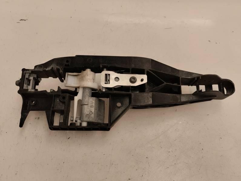 MANETA EXTERIOR TRASERA DERECHA PEUGEOT 208 2013 1.4 HDI FAP (68 CV)