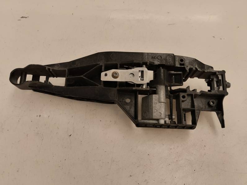 MANETA EXTERIOR TRASERA IZQUIERDA PEUGEOT 208 2013 1.4 HDI FAP (68 CV)