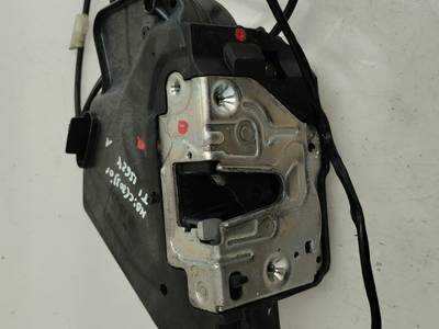 CERRADURA PUERTA TRASERA IZQUIERDA MERCEDES CLASE C BERLINA 2001 2.6 (170 CV)