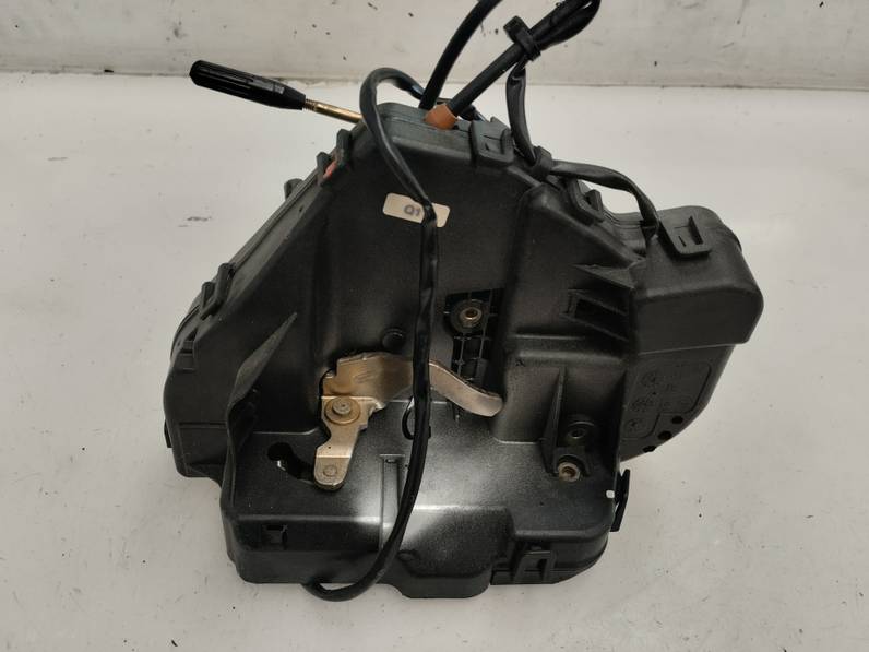 CERRADURA PUERTA TRASERA DERECHA MERCEDES CLASE C BERLINA 2001 2.6 (170 CV)