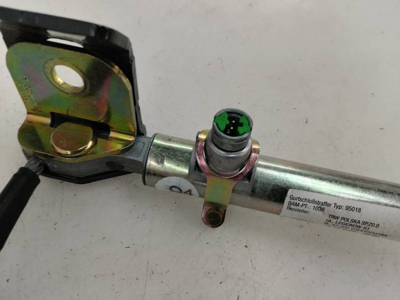 CINTURON SEGURIDAD TRASERO IZQUIERDO MERCEDES CLASE C BERLINA 2001 2.6 (170 CV)