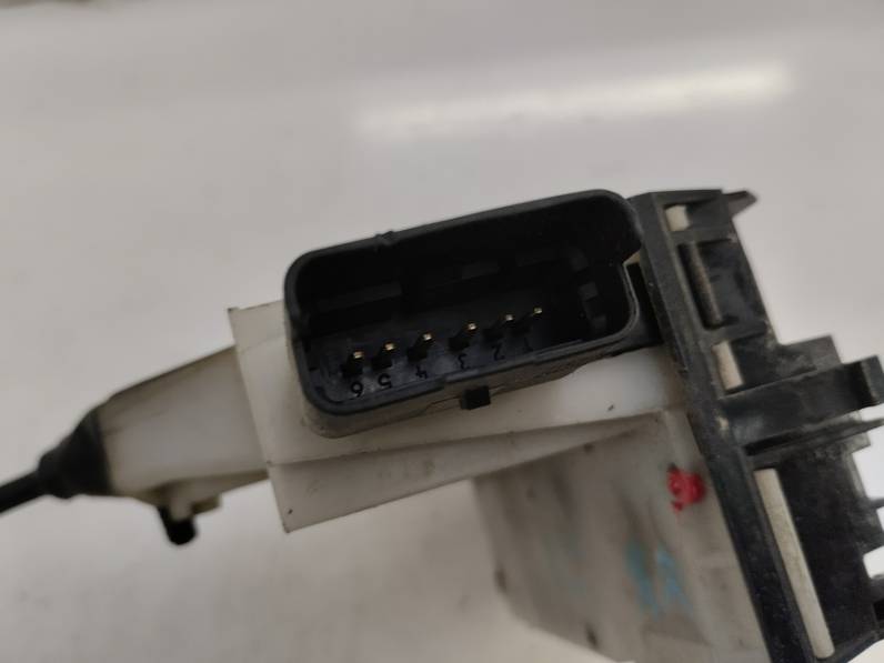 CERRADURA PUERTA DELANTERA DERECHA CITROEN C4 LIM 2014 1.4 16V (95 CV)