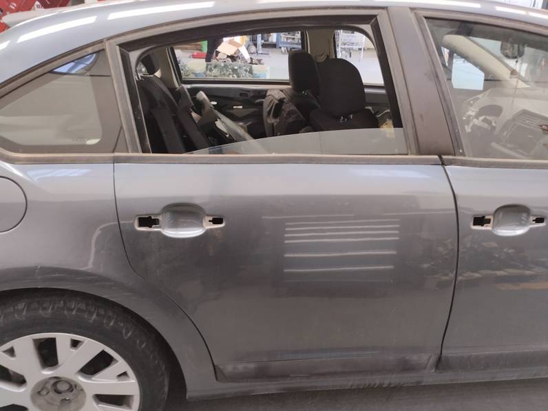 PUERTA TRASERA DERECHA CITROEN C4 BERLINA 2005 1.6 16V (109 CV)