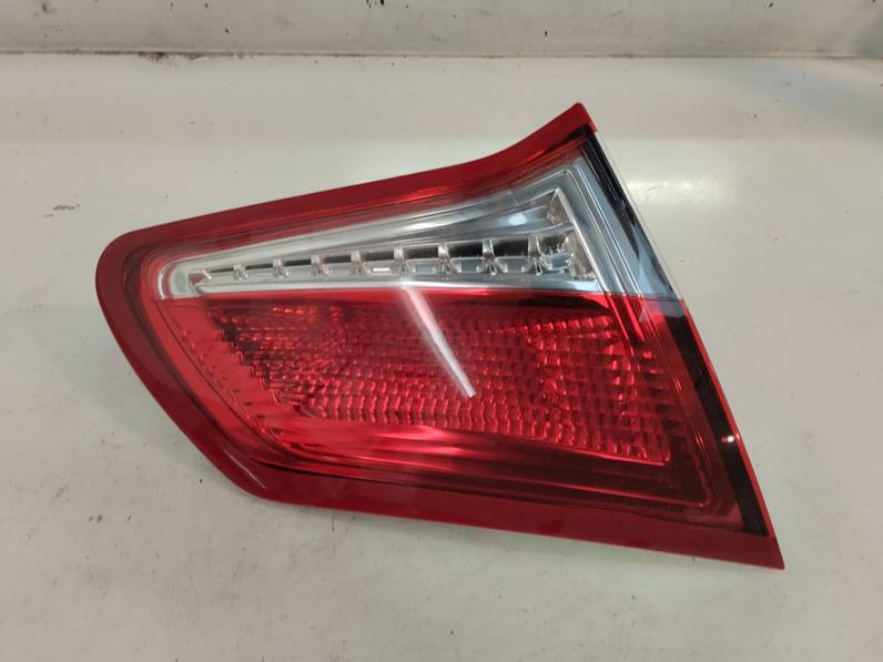 PILOTO TRASERO IZQUIERDO INTERIOR CITROEN C4 LIM 2014 1.4 16V (95 CV)