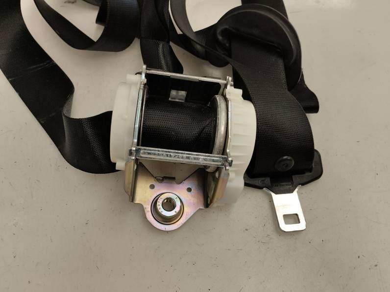 CINTURON SEGURIDAD DELANTERO IZQUIERDO BMW SERIE 1 BERLINA 2007 2.0 TURBODIESEL (143 CV)