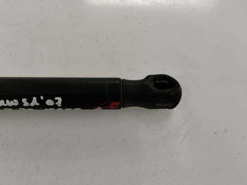 AMORTIGUADOR MALETERO PORTON BMW SERIE 1 BERLINA 2007 2.0 TURBODIESEL (143 CV)