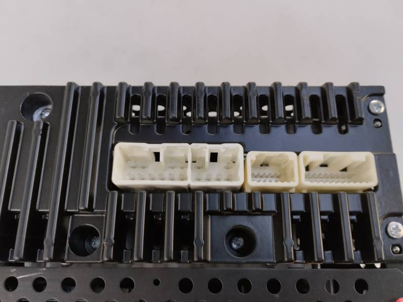 SISTEMA AUDIO RADIO CD TOYOTA AURIS 2007 1.4 16V (97 CV)