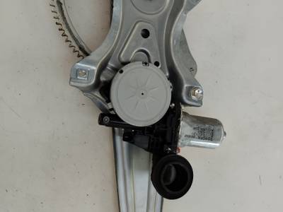 ELEVALUNAS TRASERO DERECHO TOYOTA AURIS 2007 1.4 16V (97 CV)