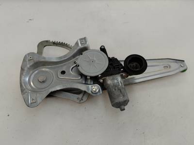 ELEVALUNAS TRASERO IZQUIERDO TOYOTA AURIS 2007 1.4 16V (97 CV)