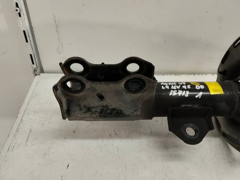 AMORTIGUADOR DELANTERO DERECHO TOYOTA AURIS 2007 1.4 16V (97 CV)