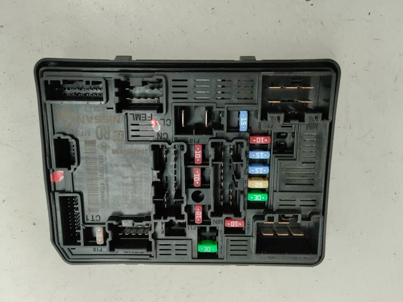 CAJA RELES FUSIBLES DACIA SANDERO 2022 1.0 TCE (101 CV)