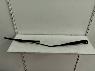 BRAZO LIMPIA DELANTERO DERECHO DACIA SANDERO 2022 1.0 TCE (101 CV)