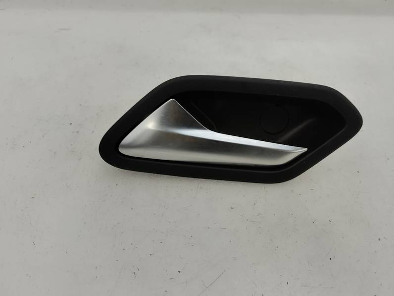 MANETA INTERIOR DELANTERA IZQUIERDA DACIA SANDERO 2022 1.0 TCE (101 CV)