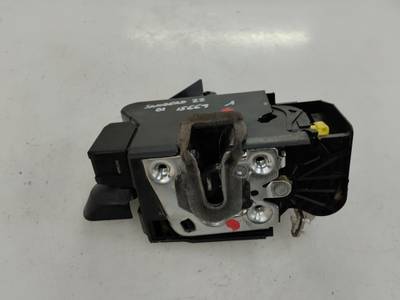 CERRADURA PUERTA DELANTERA IZQUIERDA DACIA SANDERO 2022 1.0 TCE (101 CV)