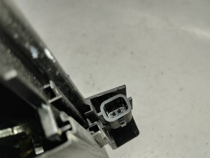 CERRADURA PUERTA TRASERA DERECHA DACIA SANDERO 2022 1.0 TCE (101 CV)