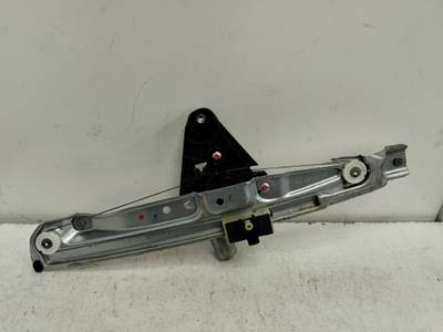 ELEVALUNAS TRASERO DERECHO DACIA SANDERO 2022 1.0 TCE (101 CV)