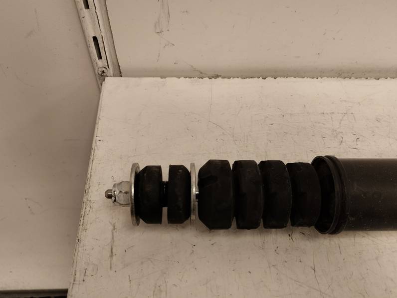 AMORTIGUADOR TRASERO DERECHO DACIA SANDERO 2022 1.0 TCE (101 CV)