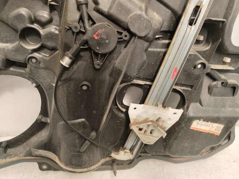 ELEVALUNAS DELANTERO IZQUIERDO MAZDA 3 BERLINA 2007 1.6 CD D (109 CV)