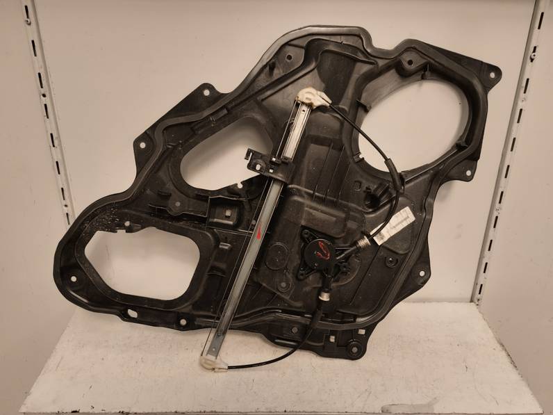 ELEVALUNAS TRASERO IZQUIERDO MAZDA 3 BERLINA 2007 1.6 CD D (109 CV)