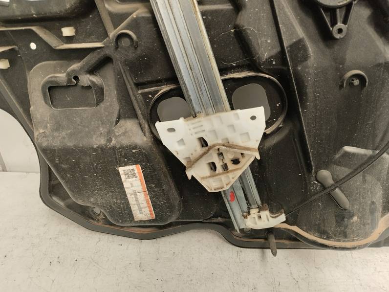 ELEVALUNAS DELANTERO DERECHO MAZDA 3 BERLINA 2007 1.6 CD D (109 CV)