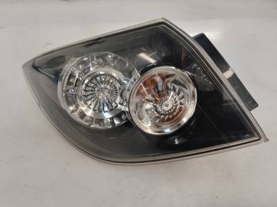 PILOTO TRASERO IZQUIERDO MAZDA 3 BERLINA 2007 1.6 CD D (109 CV)