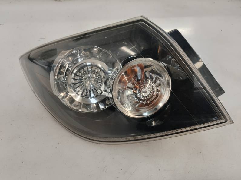 PILOTO TRASERO IZQUIERDO MAZDA 3 BERLINA 2007 1.6 CD D (109 CV)