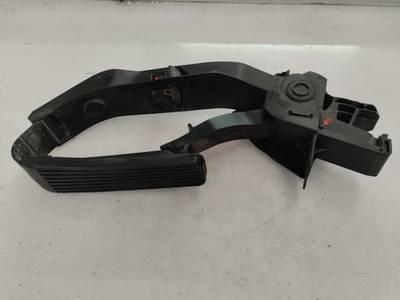 POTENCIOMETRO PEDAL MERCEDES CLASE CLK COUPE 2005 3.0 CDI (224 CV)