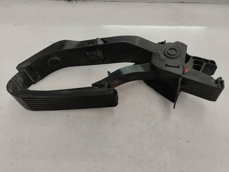 POTENCIOMETRO PEDAL MERCEDES CLASE CLK COUPE 2005 3.0 CDI (224 CV)