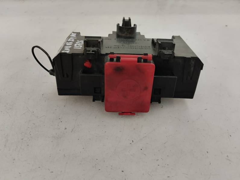 CAJA RELES FUSIBLES MERCEDES CLASE CLK COUPE 2005 3.0 CDI (224 CV)