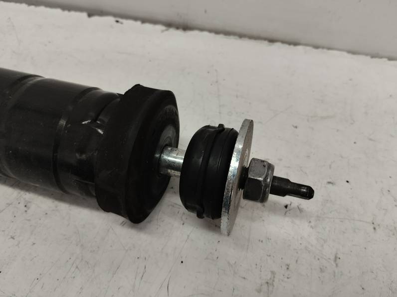 AMORTIGUADOR TRASERO DERECHO MERCEDES CLASE CLK COUPE 2005 3.0 CDI (224 CV)