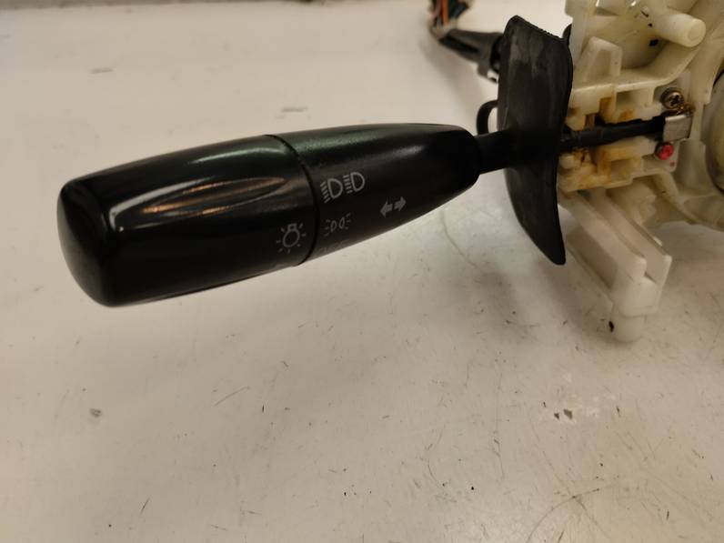 MANDO MULTIFUNCION KIA SPORTAGE 2001 2.0 TURBODIESEL (83 CV)