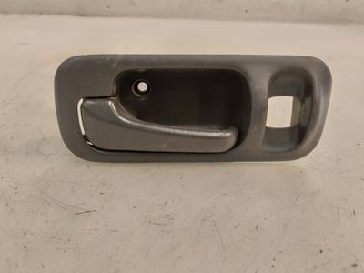 MANETA INTERIOR TRASERA IZQUIERDA HONDA CR V 1999 2.0 16V (128 CV)