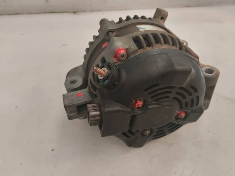 ALTERNADOR TOYOTA COROLLA VERSO 2006 2.2 TURBODIESEL (136 CV)