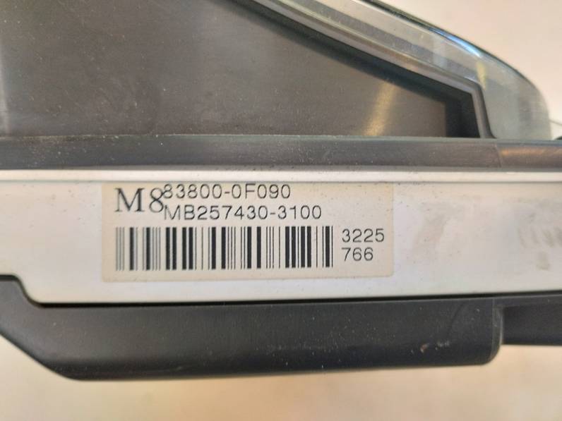 CUADRO INSTRUMENTOS TOYOTA COROLLA VERSO 2006 2.2 TURBODIESEL (136 CV)