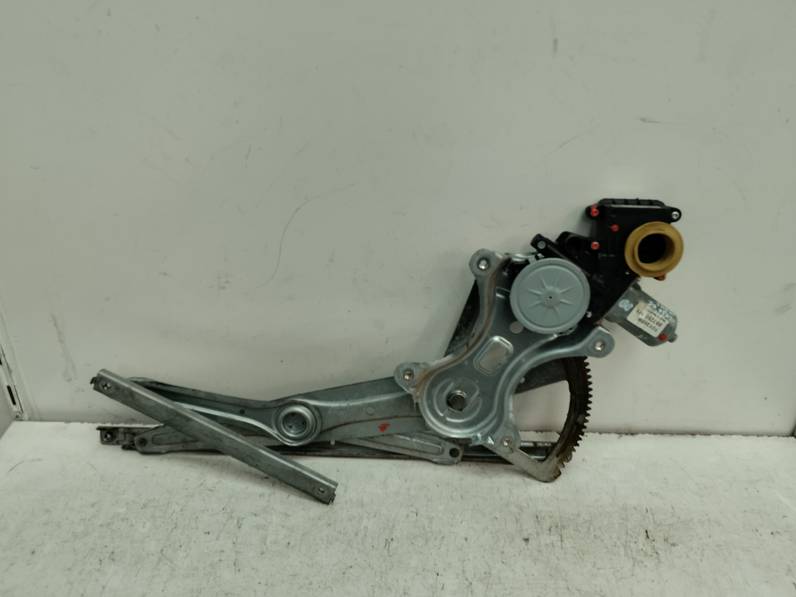 ELEVALUNAS DELANTERO DERECHO TOYOTA COROLLA VERSO 2006 2.2 TURBODIESEL (136 CV)