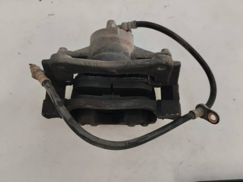 PINZA FRENO DELANTERA DERECHA TOYOTA COROLLA VERSO 2006 2.2 TURBODIESEL (136 CV)