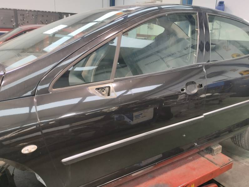 PUERTA DELANTERA IZQUIERDA PEUGEOT 407 2006 2.0 16V HDI (136 CV)