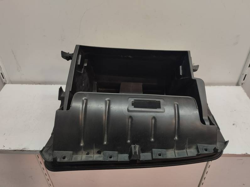 GUANTERA FIAT TIPO II SEDAN 2019 1.3 16V M-JET (95 CV)