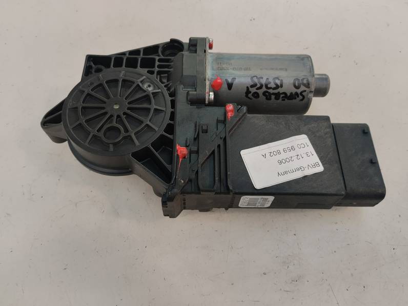 MOTOR ELEVALUNAS DELANTERO DERECHO SKODA SUPERB 2007 2.0 TDI DPF (140 CV)