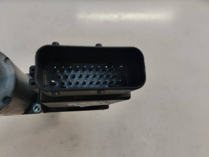 MOTOR ELEVALUNAS DELANTERO DERECHO SKODA SUPERB 2007 2.0 TDI DPF (140 CV)