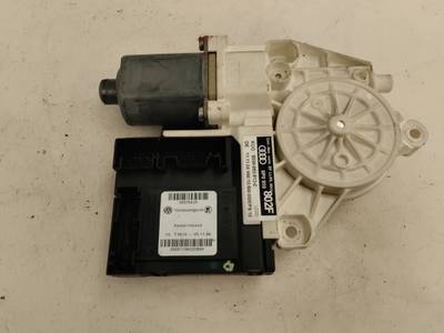 MOTOR ELEVALUNAS DELANTERO DERECHO AUDI A3 2005 2.0 TDI (140 CV)