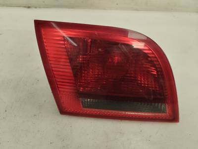 PILOTO TRASERO IZQUIERDO INTERIOR AUDI A3 2005 2.0 TDI (140 CV)