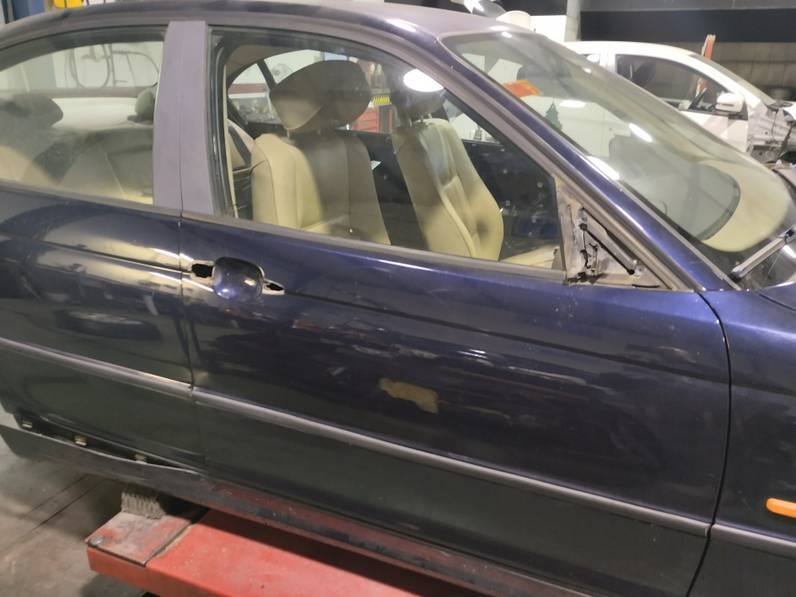 PUERTA DELANTERA DERECHA BMW SERIE 3 BERLINA 1998 1.9 (118 CV)