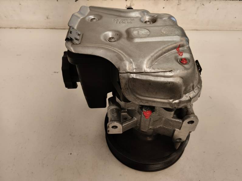BOMBA DIRECCION MERCEDES CLASE C BERLINA 2007 1.8 (143 CV)