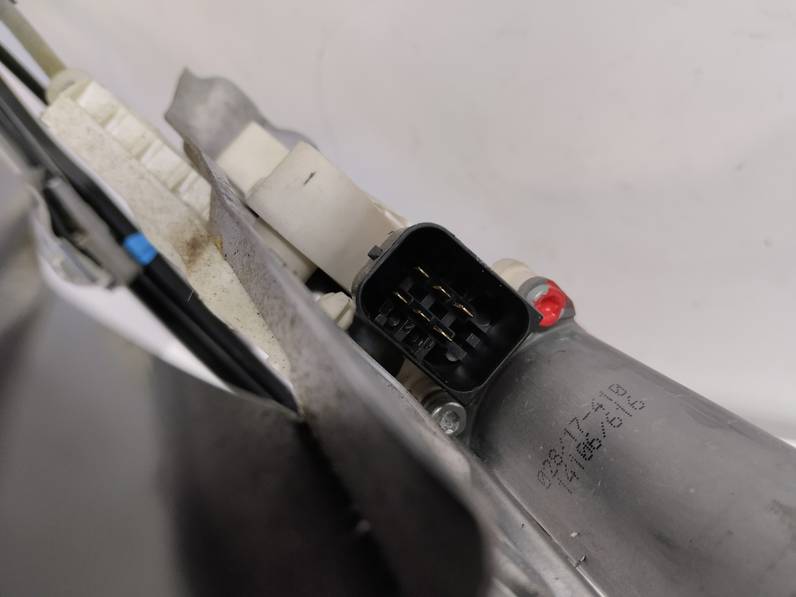 ELEVALUNAS DELANTERO DERECHO MERCEDES CLASE C BERLINA 2007 1.8 (143 CV)